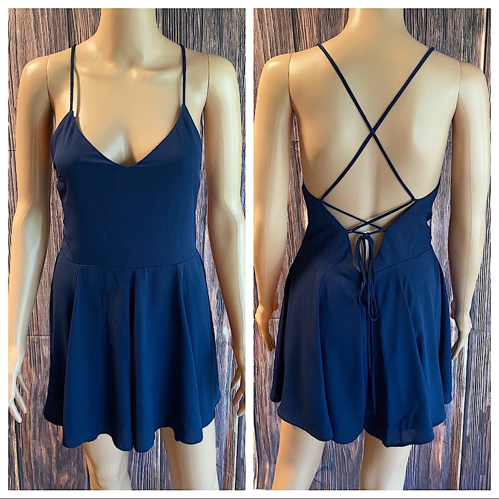 Express size 6 NWOT navy blue criss cross halter back flowy summer romper